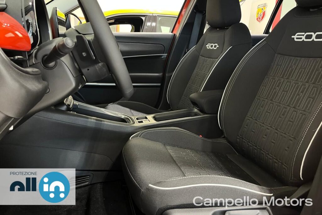 FIAT 600 1.2 Hybrid 100cv Serie Speciale Icon Km 0 Mirano