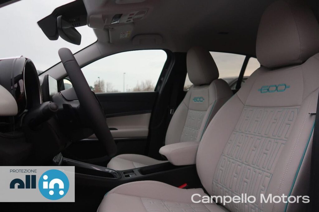 FIAT 600 1.2 Hybrid 136cv La Prima Km 0