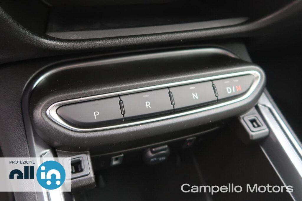 FIAT 600 1.2 Hybrid 136cv La Prima Km 0