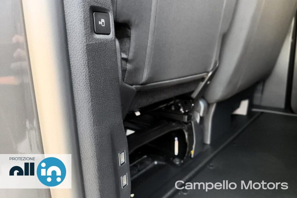 FIAT Ulysse Combi L3H1 2.2 Mjt 180cv AT8 Km 0
