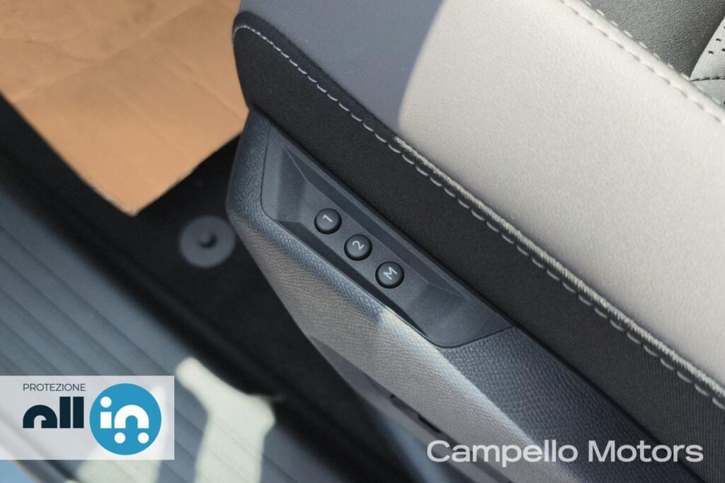 JEEP Compass 1.2 145cv E-Hybrid Summit Edition eDCT6 Km 0 Padova