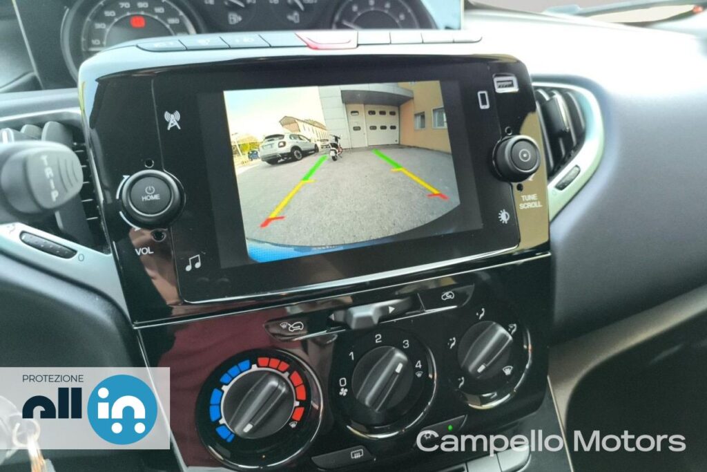 LANCIA Ypsilon 1.0 70cv Hybrid S&S Platino Usato