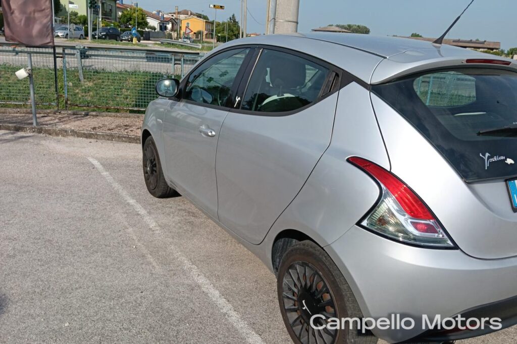 LANCIA Ypsilon 1.2 69cv Elefantino 5p Usato