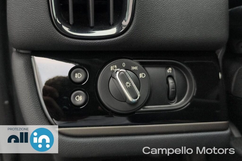 MINI Mini Countryman 1.5 Cooper S E Classic all4 auto Usato Mestre