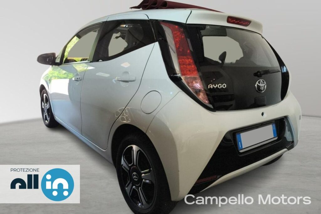 TOYOTA Aygo 1.0 5p x-wave Usato