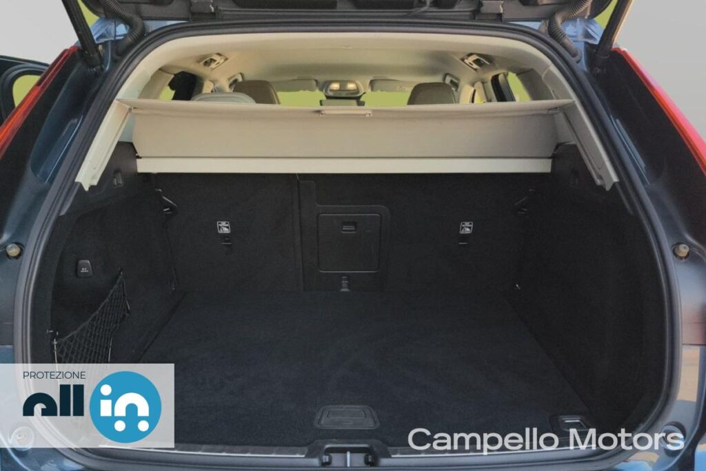 VOLVO XC60 2.0 b4 Plus Bright AWD auto Usato