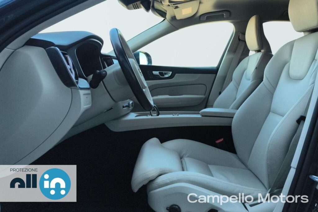 VOLVO XC60 2.0 b4 Plus Bright AWD auto Usato