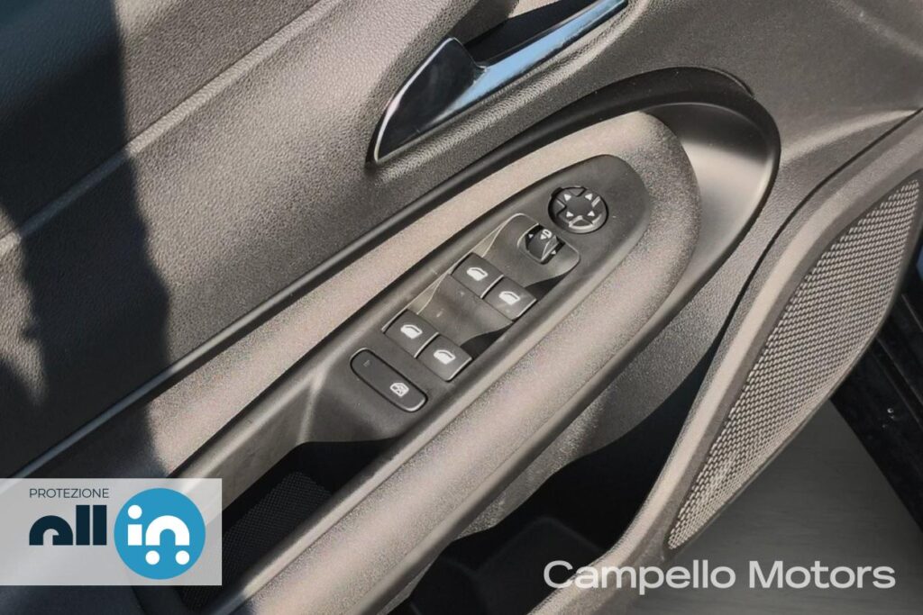 ALFA ROMEO Junior 1.2 Hybrid 136cv Edct6 Q4  Km 0 Mestre Terraglio