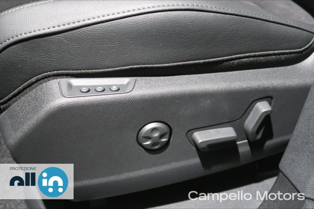 DS DS 7 1.5 bluehdi Pallas 130cv auto Km 0 Mestre Terraglio