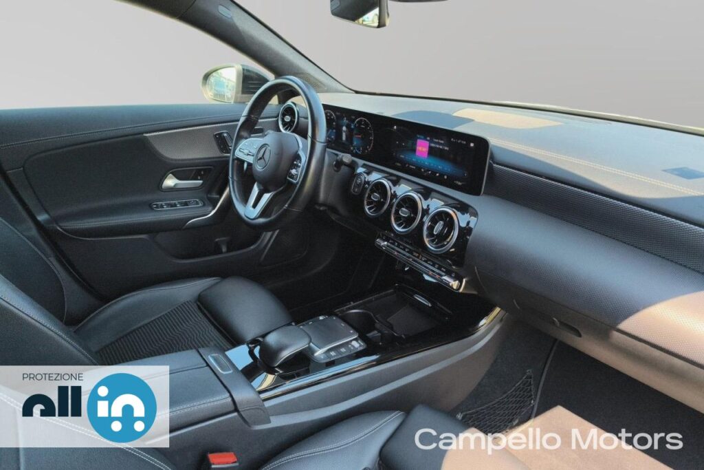MERCEDES-BENZ CLA 220 d Shooting Brake Sport auto Usato Mestre Terraglio