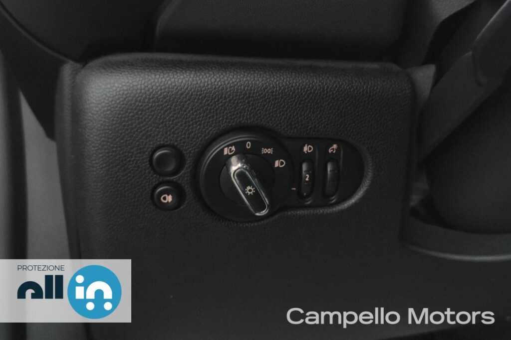 MINI Mini Cabrio 1.5 Cooper Yours auto Usato Mestre