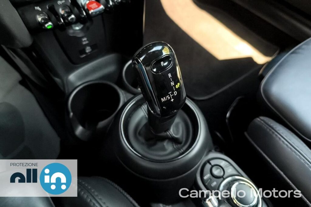MINI Mini Cabrio 1.5 Cooper Yours auto Usato Mestre