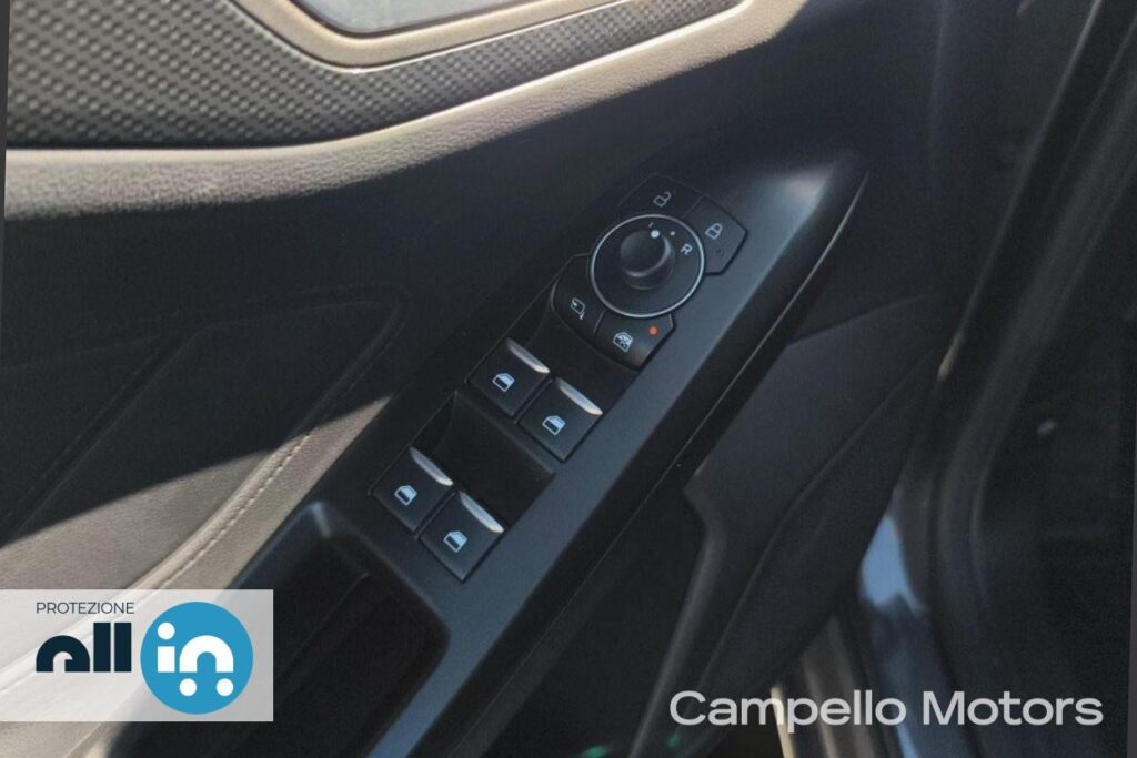 FORD Focus 1.5 D ecoblue 115cv ST-Line auto Usato