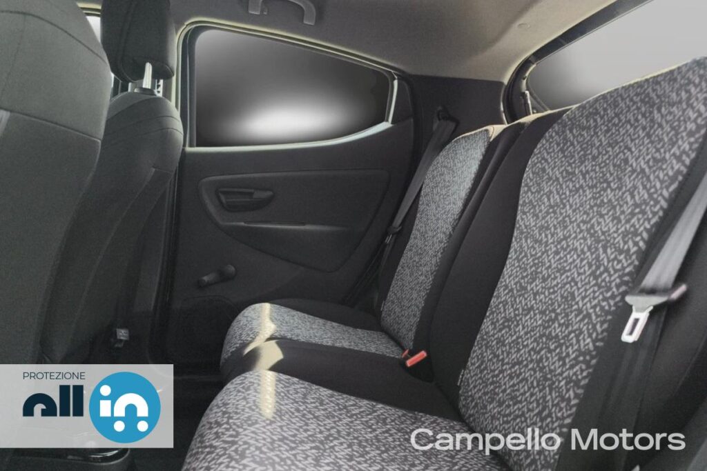 LANCIA Ypsilon 1.0 70cv Hybrid Silver Usato Mestre