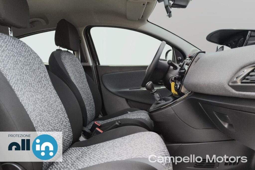 LANCIA Ypsilon 1.0 70cv Hybrid Silver Usato Mestre