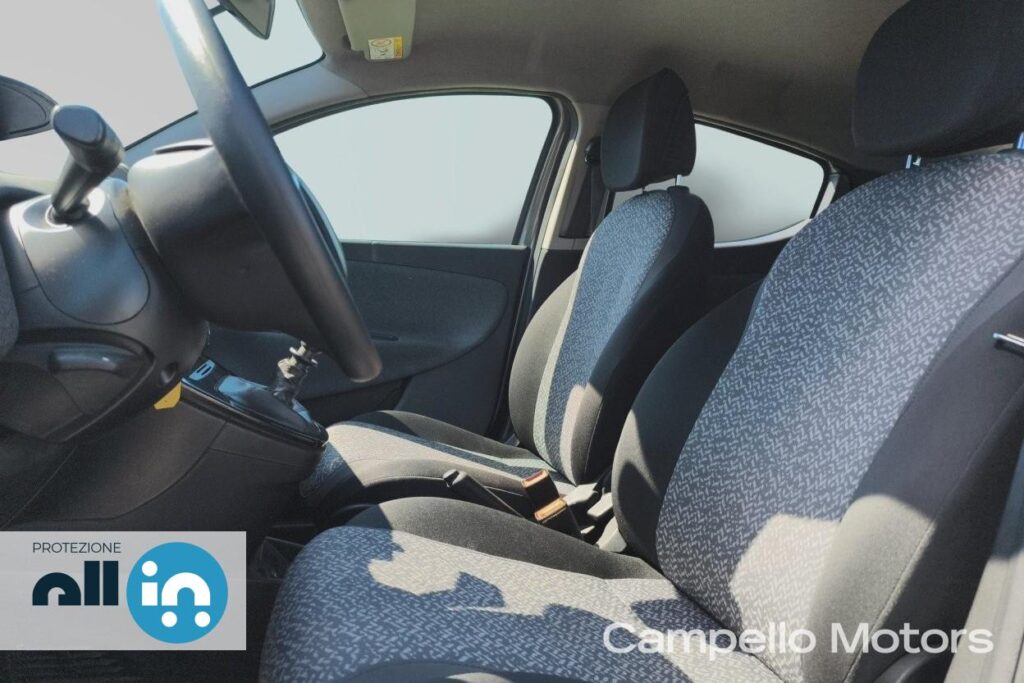LANCIA Ypsilon 1.0 70cv Hybrid S&S Silver Usato Mirano
