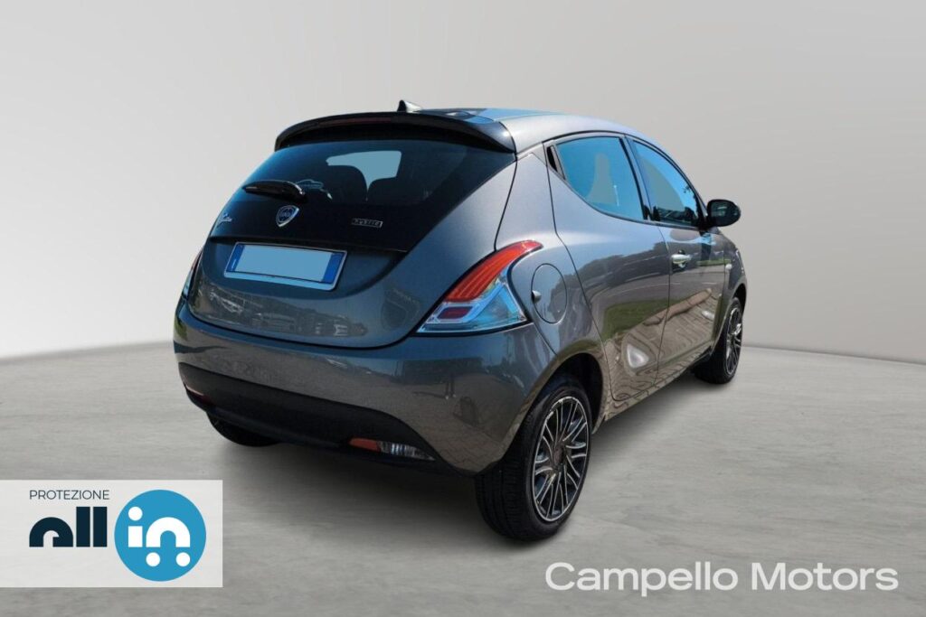 LANCIA Ypsilon 1.0 70cv Hybrid S&S Silver Usato Mirano