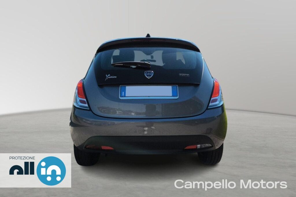 LANCIA Ypsilon 1.0 70cv Hybrid S&S Silver Usato Mirano