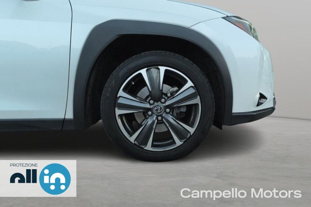 LEXUS UX Hybrid Luxury Usato Mestre