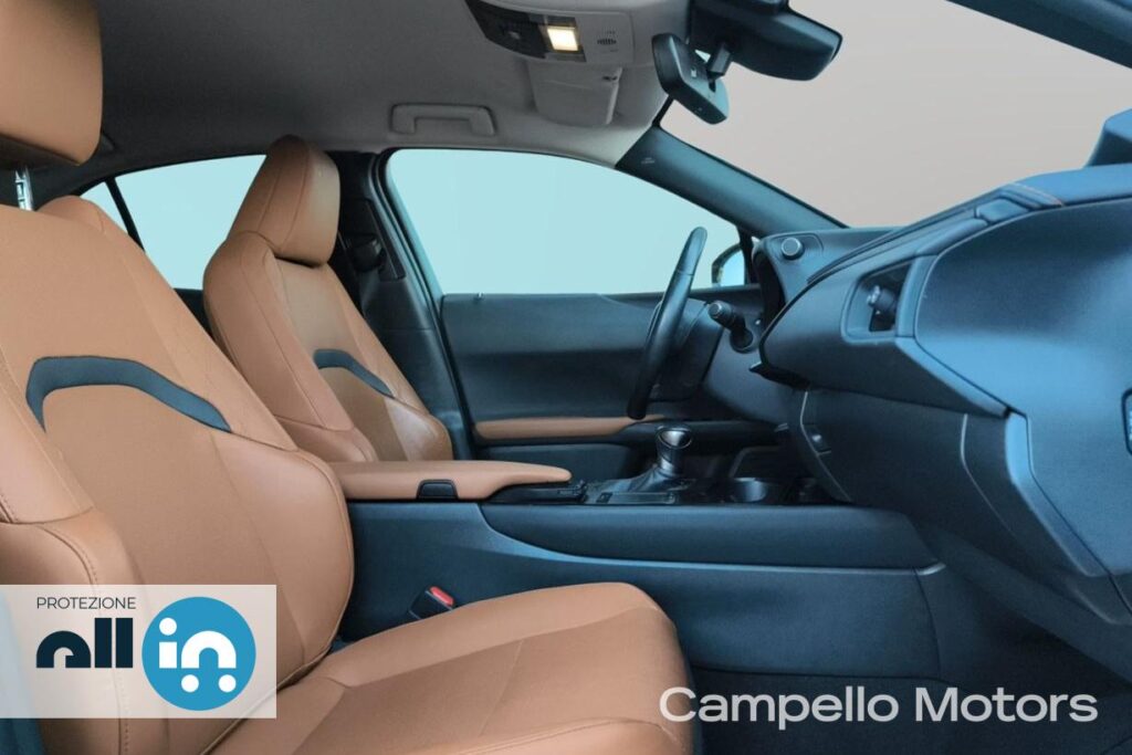 LEXUS UX Hybrid Luxury Usato Mestre