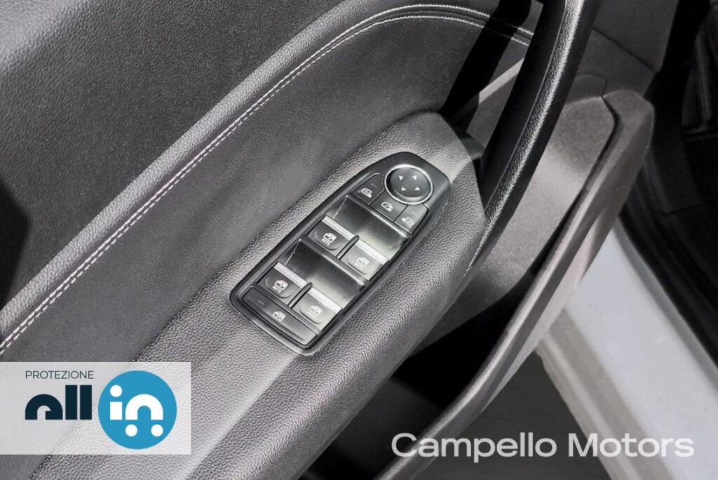 RENAULT Captur 1.6 E-Tech 145cv full hybrid Techno auto Usato Mestre