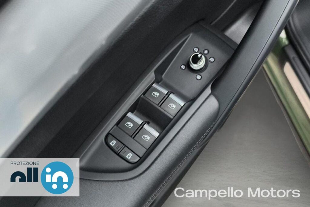 AUDI Q5 40 2.0 TDI Mhev Business Advanced quattro s-tronic Usato Mestre