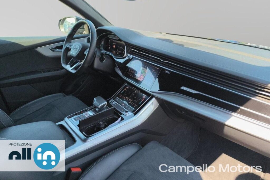 AUDI Q8 3.0 TDI mhev 231cv S line edition quattro tiptronic Usato Mestre Terraglio