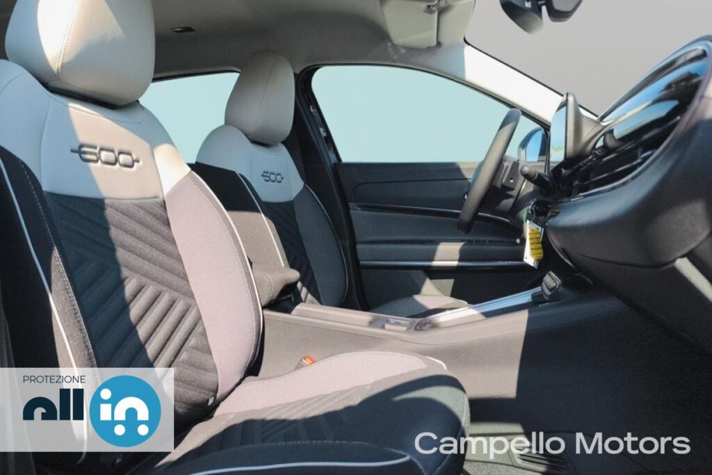 FIAT 600 1.2 Hybrid 145cv Icon  Km 0