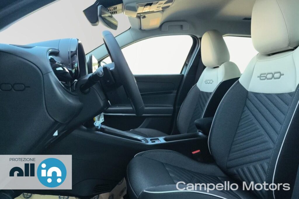 FIAT 600 1.2 Hybrid 145cv Icon  Km 0