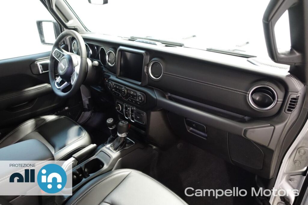JEEP Wrangler PHEV Unlimited 2.0 4XE 380cv At8 Sahara Usato