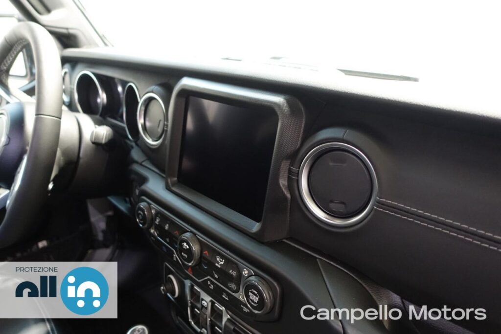 JEEP Wrangler PHEV Unlimited 2.0 4XE 380cv At8 Sahara Usato