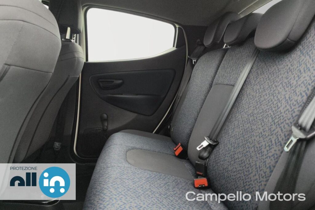 LANCIA Ypsilon 1.0 70cv Hybrid S&S Gold Usato