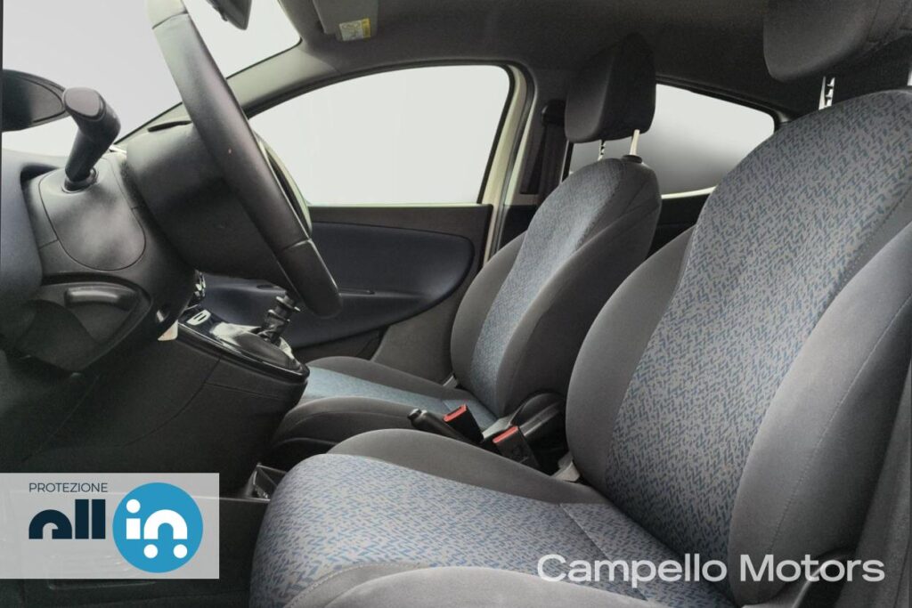 LANCIA Ypsilon 1.0 70cv Hybrid S&S Gold Usato