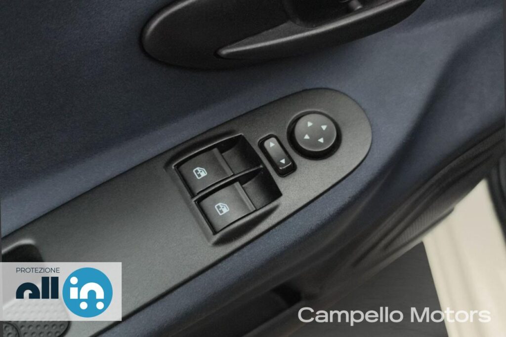LANCIA Ypsilon 1.0 70cv Hybrid S&S Gold Usato