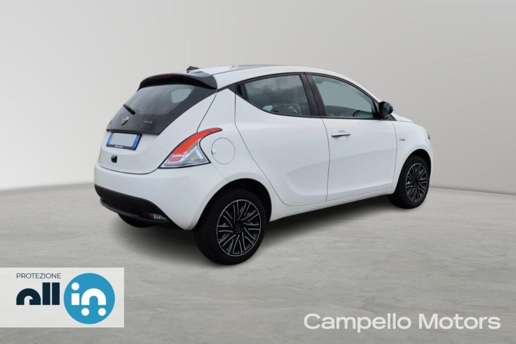 LANCIA Ypsilon 1.0 70cv Hybrid S&S Gold Usato
