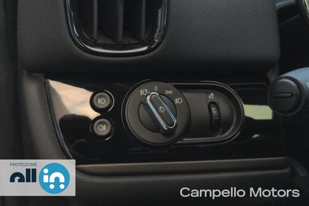 MINI Mini Countryman 1.5 Cooper SE Essential all4 auto Usato
