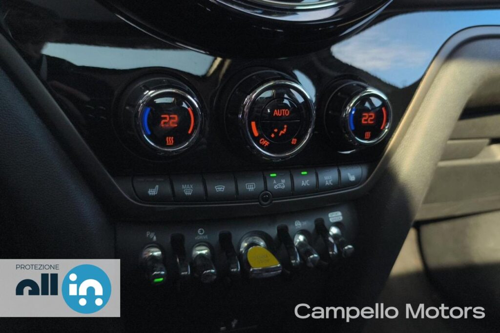 MINI Mini Countryman 1.5 Cooper SE Essential all4 auto Usato