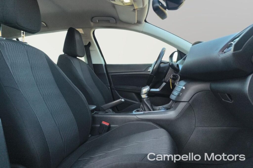 PEUGEOT 308 1.2 puretech t s&s 110cv 5p Active  Usato Mestre Terraglio