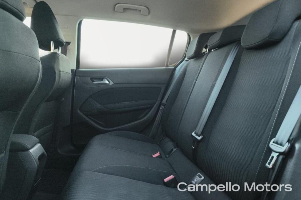 PEUGEOT 308 1.2 puretech t s&s 110cv 5p Active  Usato Mestre Terraglio